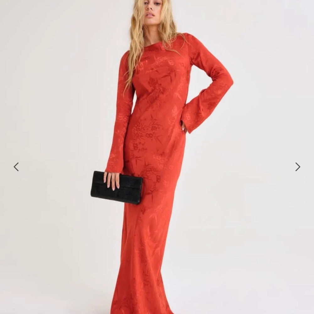 Rumored Backless Red Dress - Picture 5 of 12